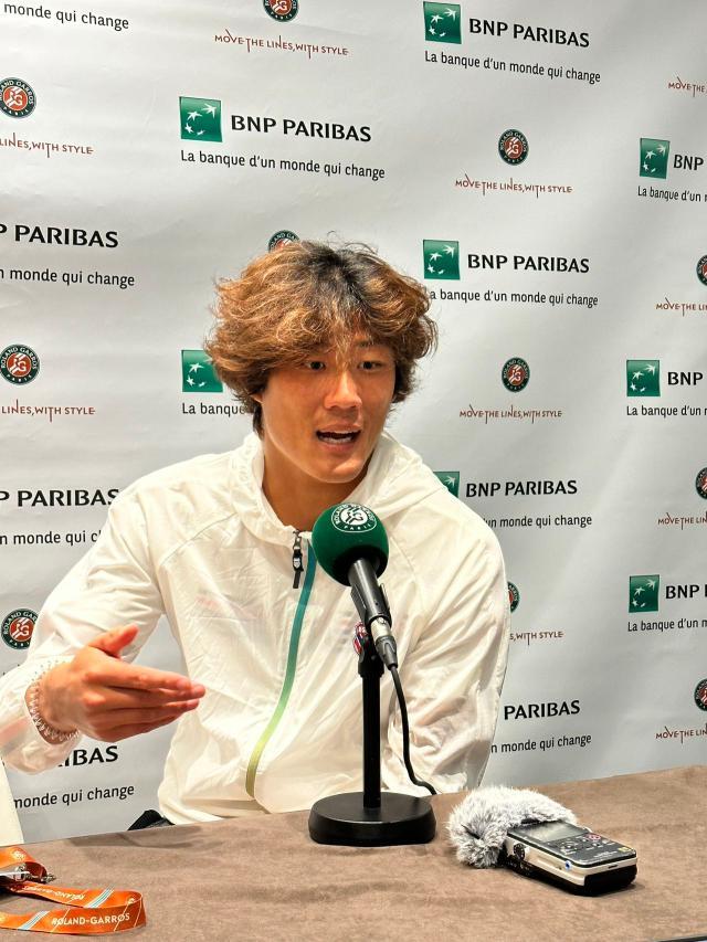 乐竞体育官网注册-张之臻赛后：五盘三胜想赢世界前十确实不易