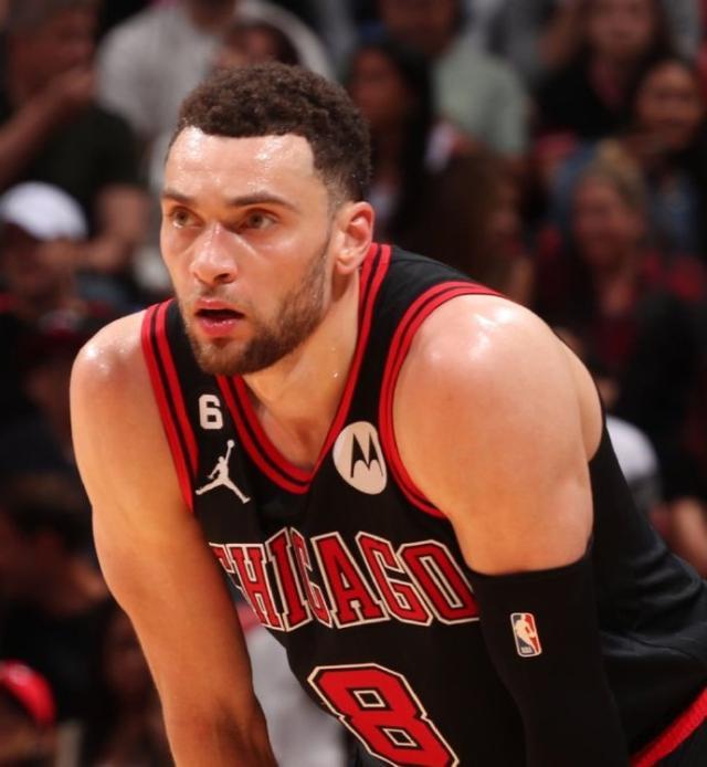 1686897744341038939.jpg a5200b89ly1hezc4ld1fgj20sa0upq5q.jpg